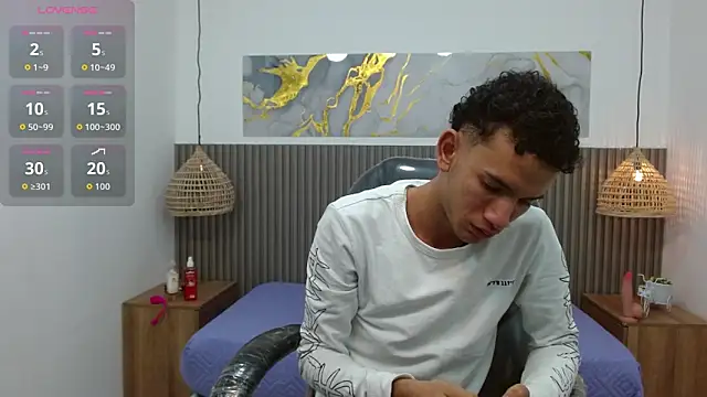 Snapshot of JDWhite18 chatting on February 21, 2026, 4:36 am JDWhite18 online show from February 21, 2026, 4:36 am