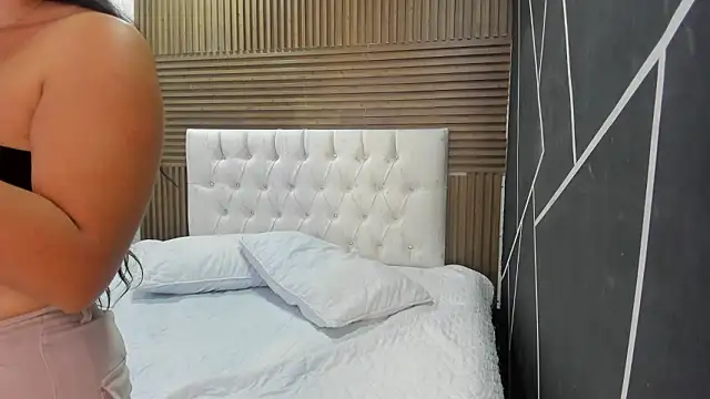 shaden  online show from March 24, 2026, 8:31 pm