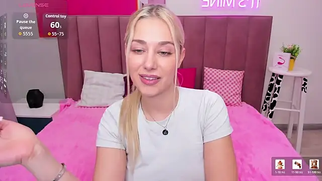 MIla Stunning online show from April 1, 2026, 1:30 am