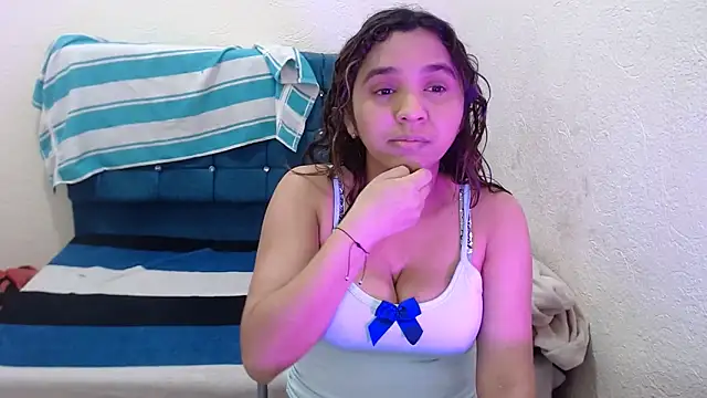 Snapshot of miiia_perez chatting on February 11, 2026, 4:18 pm miiia perez online show from February 11, 2026, 4:18 pm