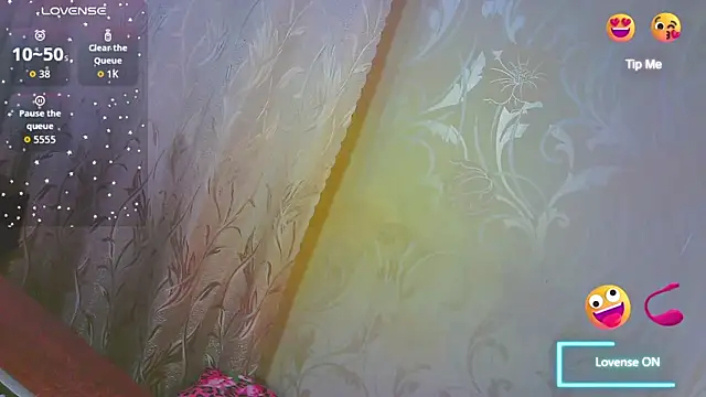 Snapshot of Shiny_Victoria chatting on February 7, 2026, 9:06 am Shiny Victoria online show from February 7, 2026, 9:06 am