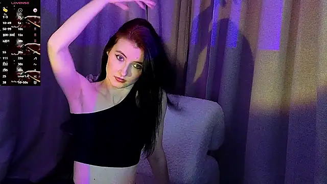 Snapshot of NicoleLuxe chatting on February 8, 2026, 6:16 pm NicoleLuxe online show from February 8, 2026, 6:16 pm