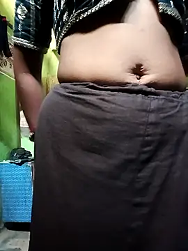 Royal hotti0011 online show from March 26, 2026, 4:55 am