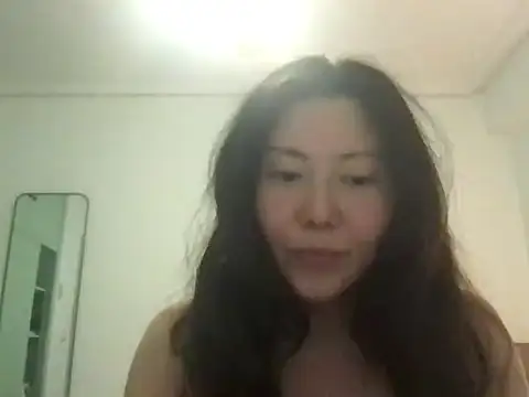 Yukasato1 online show from February 1, 2026, 7:23 pm