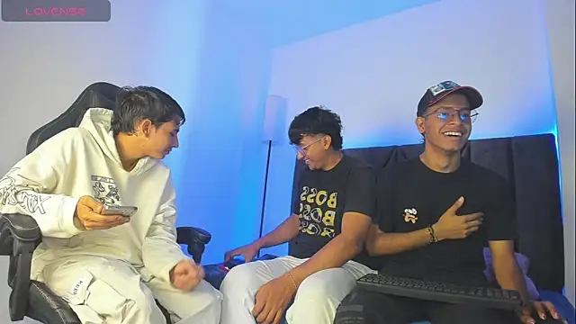 StellayDrake online show from February 23, 2026, 2:17 pm