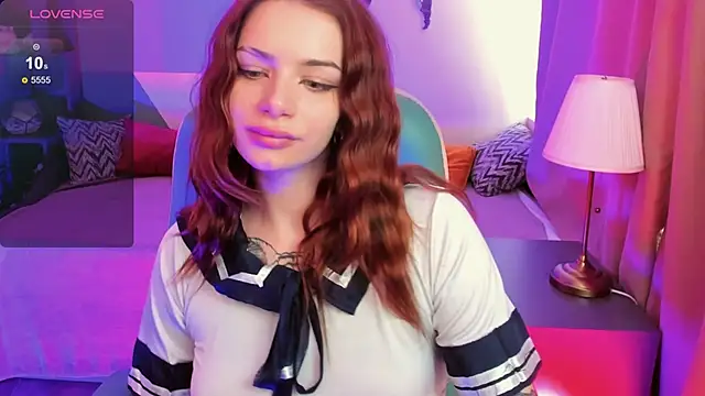 Snapshot of LaylaDiaries chatting on February 21, 2026, 10:50 am LaylaDiaries online show from February 21, 2026, 10:50 am