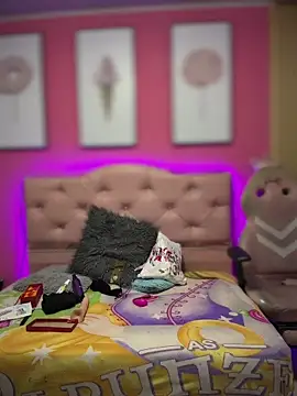 Snapshot of Karolaiin_LS chatting on February 26, 2026, 8:09 pm Karolaiin LS online show from February 26, 2026, 8:09 pm