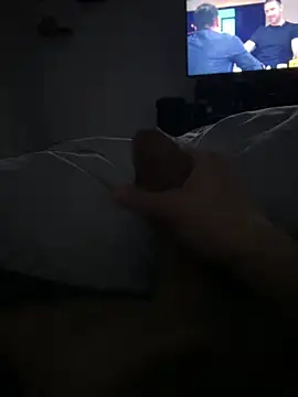 Snapshot of koxx1223 chatting on February 4, 2026, 10:05 pm koxx1223 online show from February 4, 2026, 10:05 pm