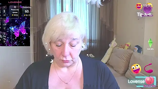 Emma Eclipsee online show from May 4, 2026, 5:11 am
