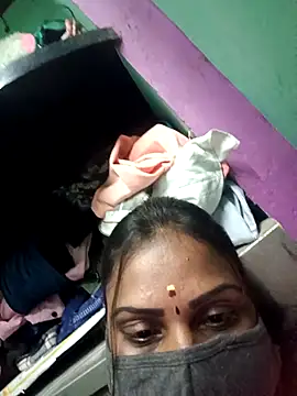 Tamil Hot Nisha online show from May 11, 2026, 5:21 pm