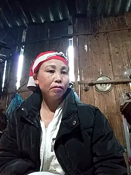 Snapshot of lena-cute chatting on February 21, 2026, 12:12 am lena-cute online show from February 21, 2026, 12:12 am