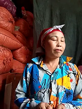 Snapshot of lena-cute chatting on February 25, 2026, 6:57 am lena-cute online show from February 25, 2026, 6:57 am