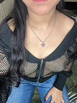 Snapshot of nauty_girl_shalu chatting on February 22, 2026, 4:48 am nauty girl shalu online show from February 22, 2026, 4:48 am