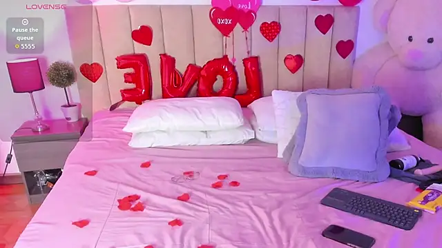 AmberRaiden online show from February 15, 2026, 3:40 am