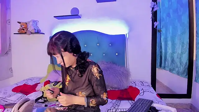 Gemma honey online show from February 18, 2026, 1:51 pm