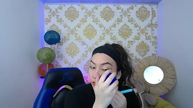 ALISS M  online show from February 19, 2026, 7:11 pm