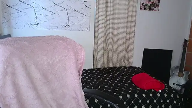 juaaanaaa online show from April 13, 2026, 2:32 pm