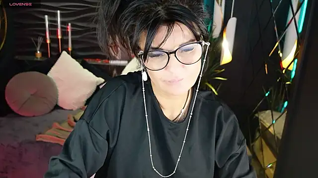 RikaCoutts online show from March 16, 2026, 5:26 am