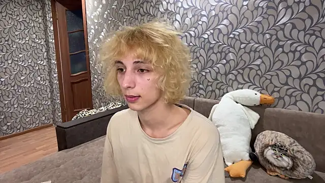 Fred bucks online show from April 19, 2026, 1:34 pm