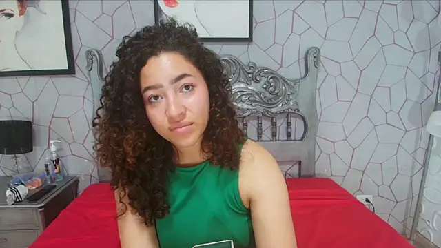 meganrousx online show from April 12, 2026, 3:37 pm