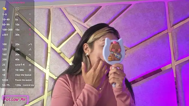 Snapshot of Dahiana_Dmour_ chatting on March 2, 2026, 12:34 pm Dahiana Dmour online show from March 2, 2026, 12:34 pm