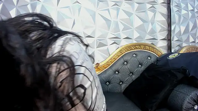 Snapshot of Carolina-Lenon chatting on February 16, 2026, 6:39 pm Carolina-Lenon online show from February 16, 2026, 6:39 pm