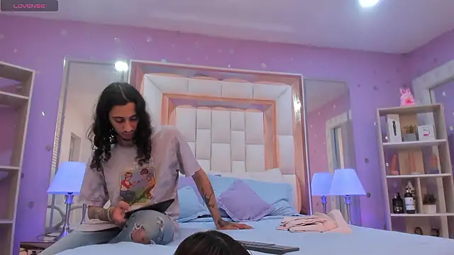 Goldentemptation  online show from March 26, 2026, 7:56 pm