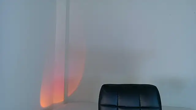 raven li01 online show from June 22, 2026, 5:15 am