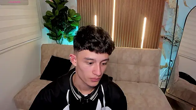 Patrick Howland  online show from February 4, 2026, 3:12 am