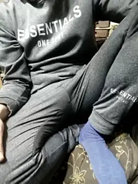 Aww21 online show from March 31, 2026, 8:00 pm