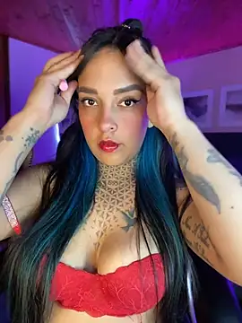 Snapshot of Annie_Alicee chatting on April 21, 2026, 2:45 pm Annie Alicee online show from April 21, 2026, 2:45 pm