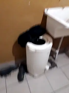 Snapshot of ramiroivan200 chatting on March 3, 2026, 2:35 pm ramiroivan200 online show from March 3, 2026, 2:35 pm