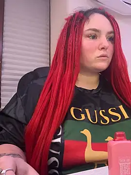 Esteri Moon online show from February 8, 2026, 5:32 pm