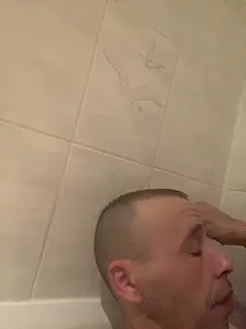 Snapshot of creativeX chatting on February 25, 2026, 2:39 pm creativeX online show from February 25, 2026, 2:39 pm