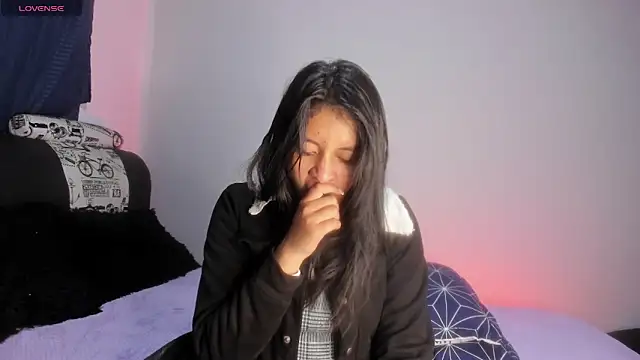 Sharlottee   online show from February 3, 2026, 5:05 am