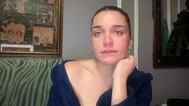 sammygirlll online show from July 8, 2026, 8:59 am
