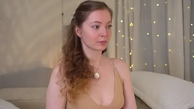 moan elisa online show from March 21, 2026, 1:51 am