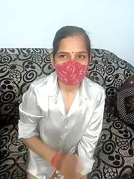 Cute Neha0725 online show from February 16, 2026, 5:50 am