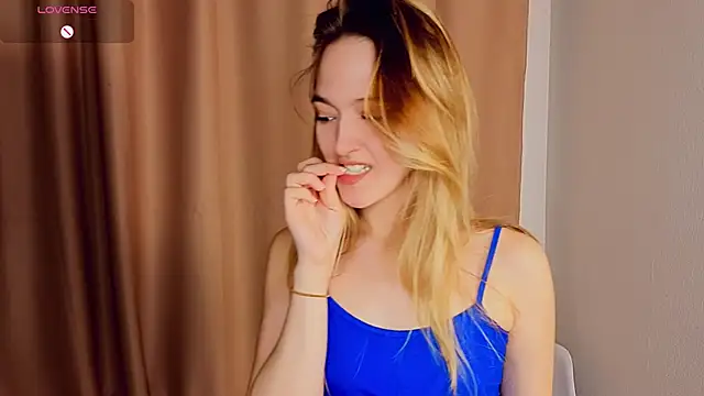 Snapshot of SupakuChan chatting on February 25, 2026, 3:45 pm SupakuChan online show from February 25, 2026, 3:45 pm