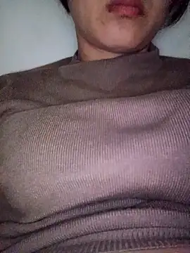 Snapshot of Anna-222 chatting on February 20, 2026, 7:21 am Anna-222 online show from February 20, 2026, 7:21 am