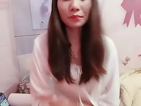 Hello-Kitty001 online show from February 12, 2026, 11:54 am