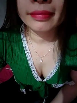 Snapshot of aki_zz69 chatting on February 16, 2026, 2:27 pm aki zz69 online show from February 16, 2026, 2:27 pm