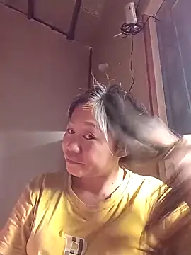 Snapshot of Bigboob_pussyxx chatting on February 27, 2026, 2:45 am Bigboob pussyxx online show from February 27, 2026, 2:45 am