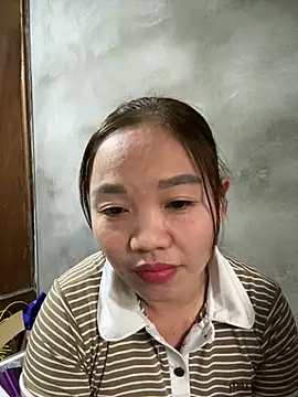 Snapshot of Naoo_Chan01 chatting on February 5, 2026, 9:49 am Naoo Chan01 online show from February 5, 2026, 9:49 am