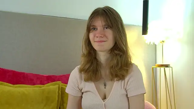 MilaMaelis online show from March 22, 2026, 6:26 am