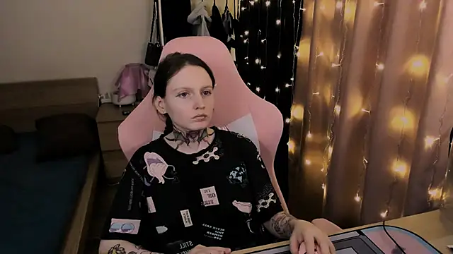 Onyxix online show from March 14, 2026, 7:20 pm