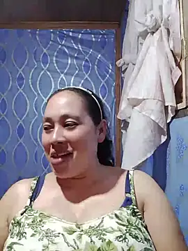 Snapshot of May_Bombs chatting on April 21, 2026, 1:07 pm May Bombs online show from April 21, 2026, 1:07 pm