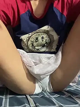 Snapshot of Miu_Xinh chatting on February 7, 2026, 6:49 pm Miu Xinh online show from February 7, 2026, 6:49 pm