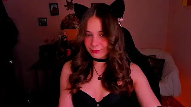 Snapshot of LanaLovely chatting on May 15, 2026, 6:33 am LanaLovely online show from May 15, 2026, 6:33 am