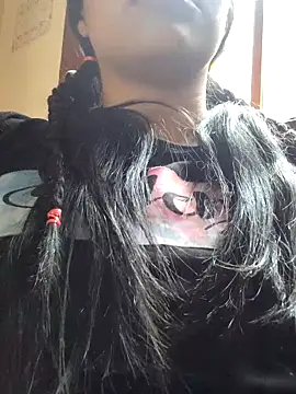 Snapshot of Julieta_Parker chatting on February 14, 2026, 4:29 pm Julieta Parker online show from February 14, 2026, 4:29 pm